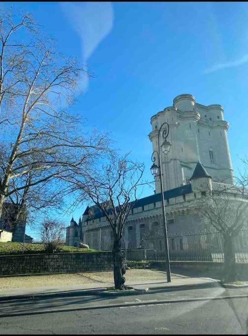 Le Cocon 56 Apartment Vincennes Bagian luar foto