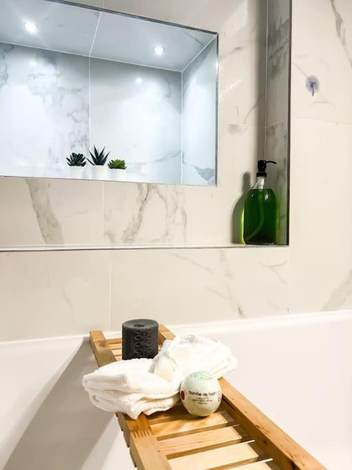 Le Cocon 56 Apartment Vincennes Bagian luar foto